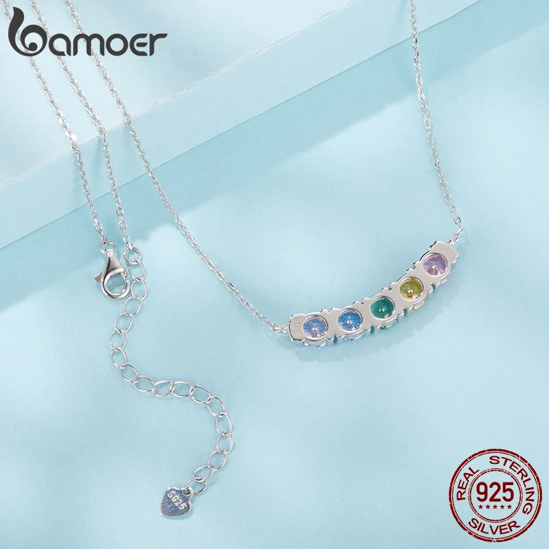 BAMOER Сребърно колие 925 с дъгови циркони, извита форма на висулка за жени, тийнейджъри, изящни парти бижута, подаръци