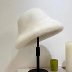 WHITE / One Size