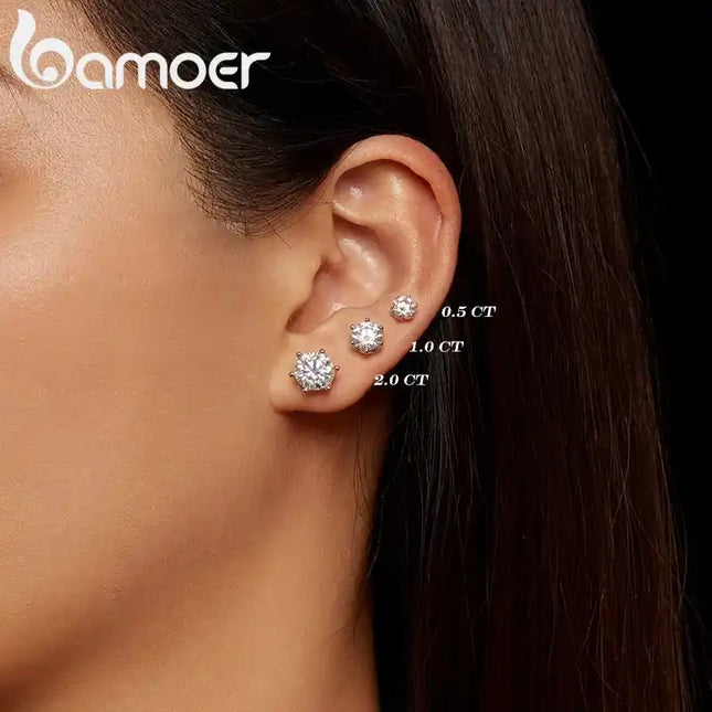 Класически обеци BAMOER с моасанит, сребро S925, 6 зъба, цвят D, кръгло шлифовано, лабораторно създадени диаманти, сватбени обеци от 18k злато