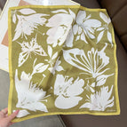 D1-H7A60008-2 / Real Silk 53x53cm