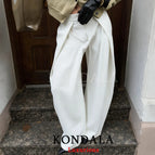 White / M