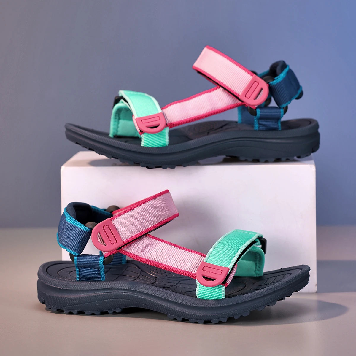 Летни детски сандали за момичета и момчета, дишащи спортни бягащи неплъзгащи се меки зелени обувки за плаж, детски ежедневни сандали за бягане