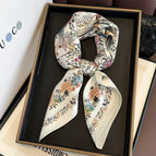 36 / Real Silk 65x65cm