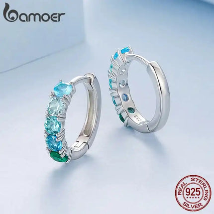 Сребърни обеци BAMOER 925, свеж градиентен зелен цвят, за жени тийнейджърки, прозрачни обеци Huggies с павиран хрущял CZ