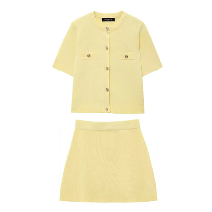 Дамски елегантен костюм с кръгла яка, едноредно закопчаване, къс ръкав, джоб, плетен топ и мини пола с еластична талия