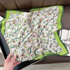 D1-F1A60001 / Real Silk 53x53cm
