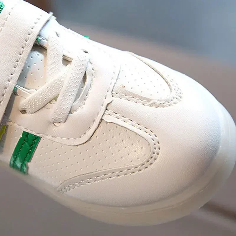 Детски LED обувки за момчета и момичета, осветени ежедневни маратонки, светещи обувки за деца, маратонки със светеща подметка, светещи маратонки