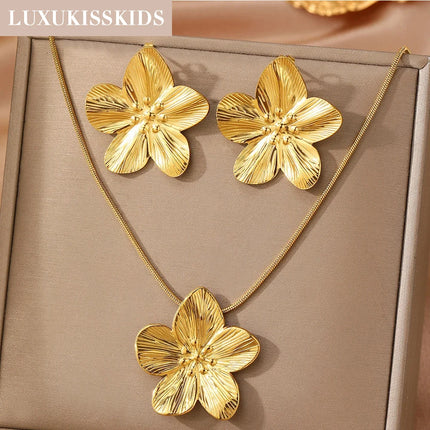 LUXUKISSKIDS 2 бр. Дамски модни модерни обеци от неръждаема стомана с цветя, комплект от позлатени бижута, подаръци за парти