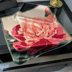 D1-H7A60023 / Real Silk 53x53cm